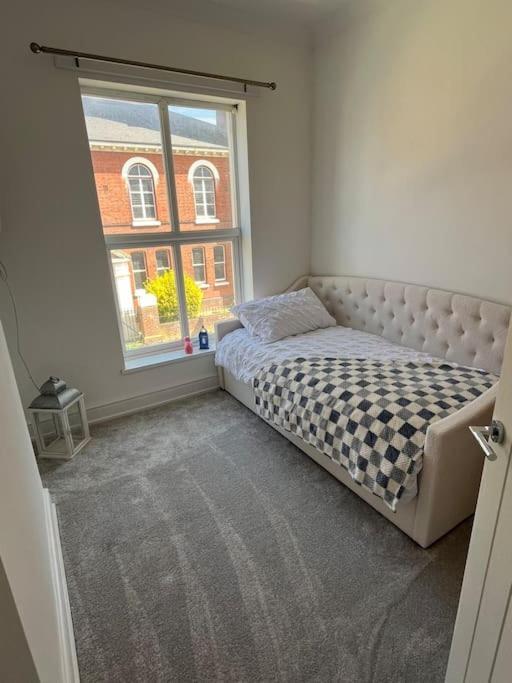 Central Two-Three Bedroom Beach Town Maisonette Southsea Zewnętrze zdjęcie