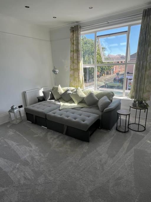 Central Two-Three Bedroom Beach Town Maisonette Southsea Zewnętrze zdjęcie